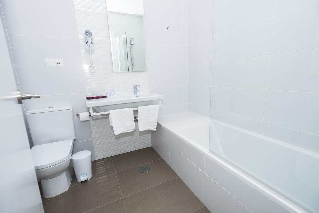 Hostal Las Cumbres Conil De La Frontera Zewnętrze zdjęcie