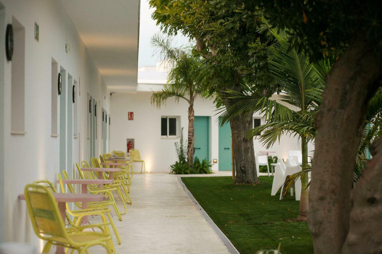 Hostal Las Cumbres Conil De La Frontera Zewnętrze zdjęcie