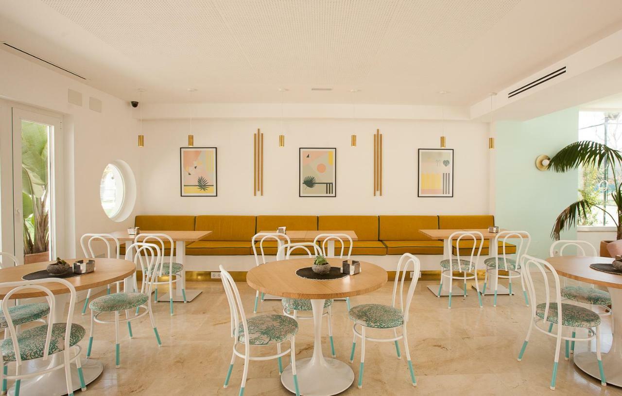 Hostal Las Cumbres Conil De La Frontera Zewnętrze zdjęcie