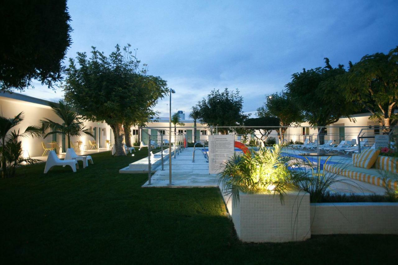 Hostal Las Cumbres Conil De La Frontera Zewnętrze zdjęcie