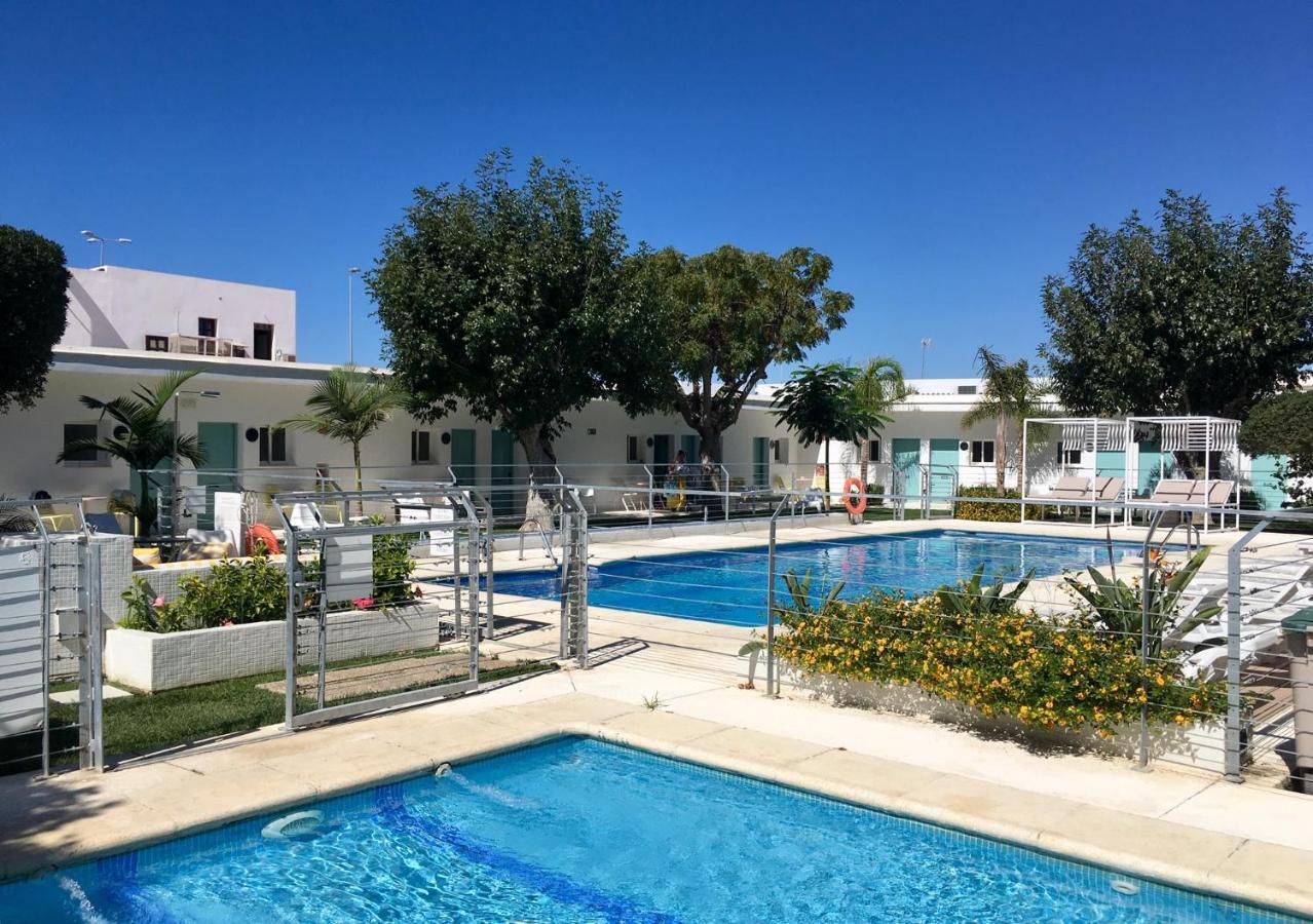 Hostal Las Cumbres Conil De La Frontera Zewnętrze zdjęcie